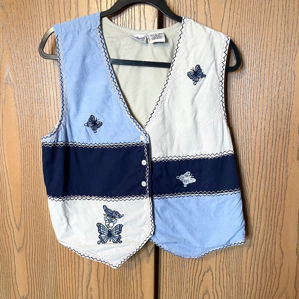 Two Twenty Patchwork Vest Embroidered Butterflies… - image 1